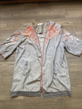 Billy T | Nordstrom Grey Embroidered
Chambray Kimono Jacket Boho Cottagecore XL